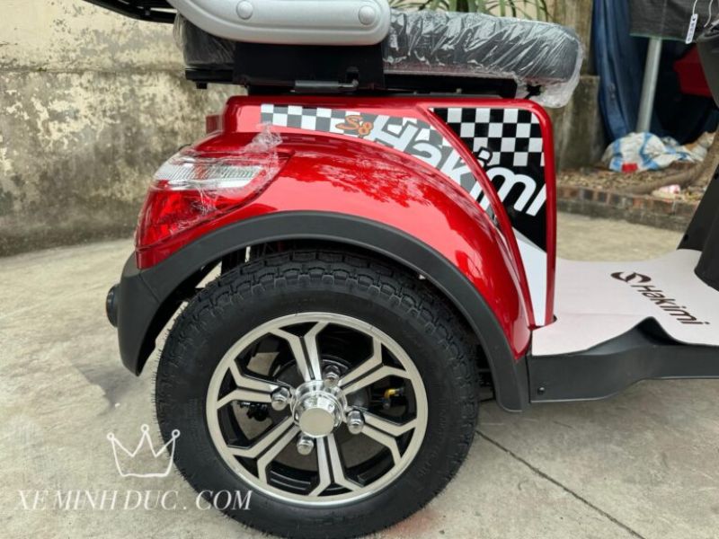 xe điện Hakimi Nhật Bản