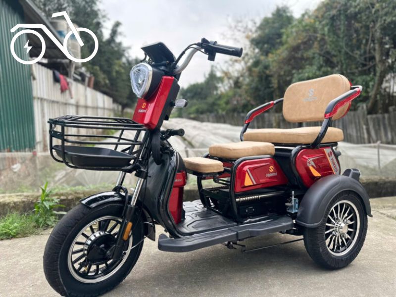 xe điện Hakimi Nhật Bản