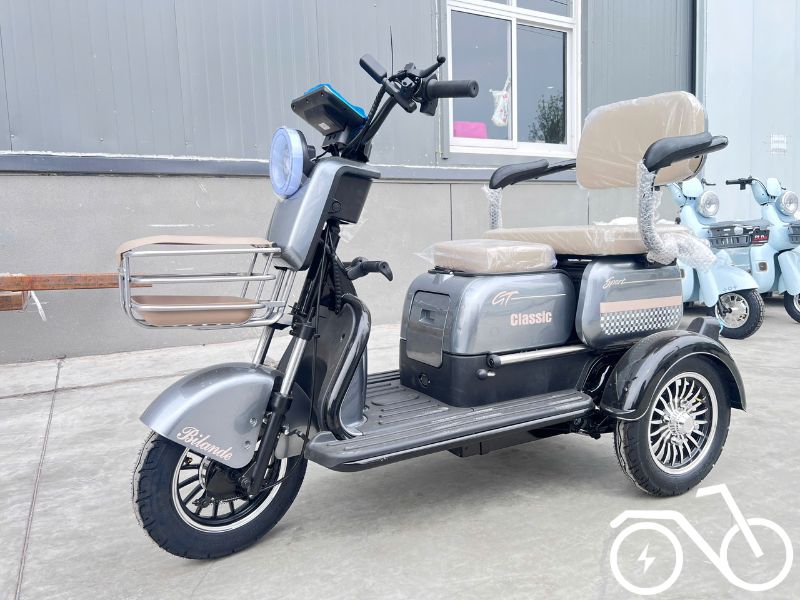 xe ba bánh cần phụ tùng thay thế rõ ràng