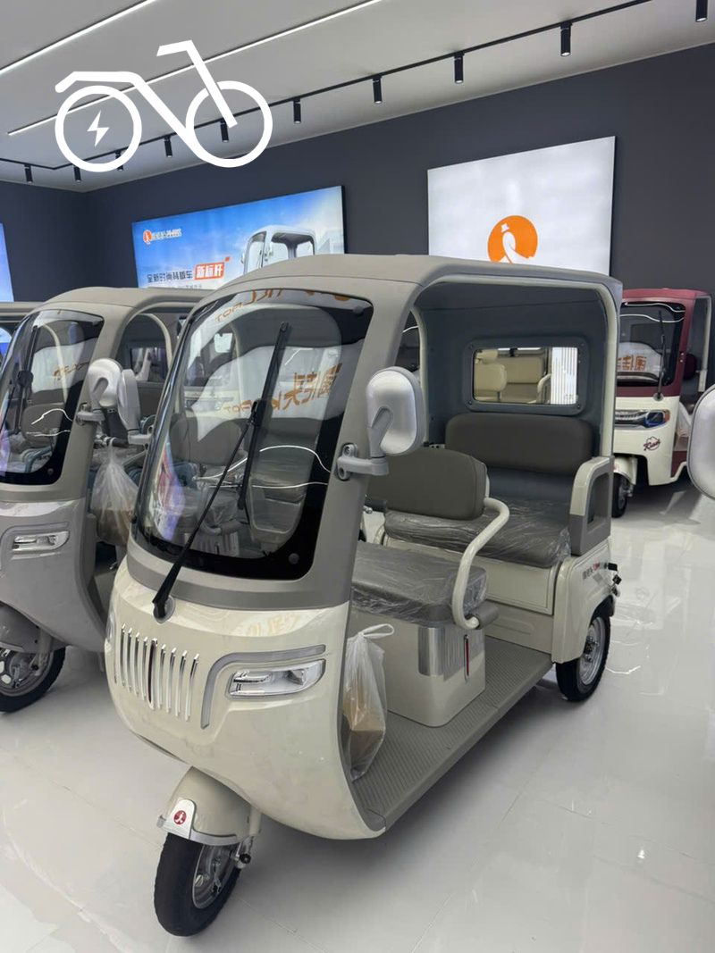 xe ba bánh mái che KalaoT M7 PRO